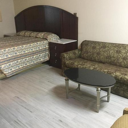 Regency Inn ノルコ エクステリア 写真
