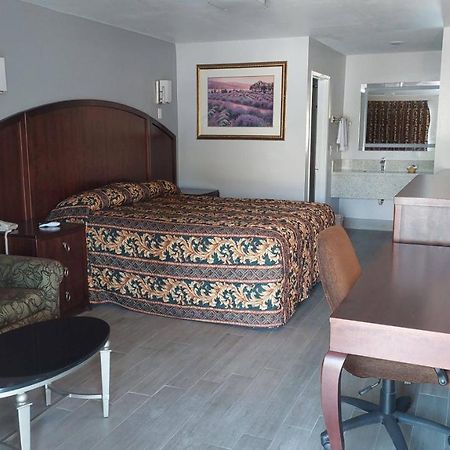 Regency Inn ノルコ エクステリア 写真