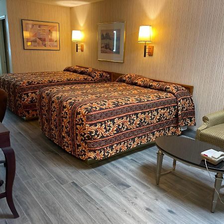 Regency Inn ノルコ エクステリア 写真