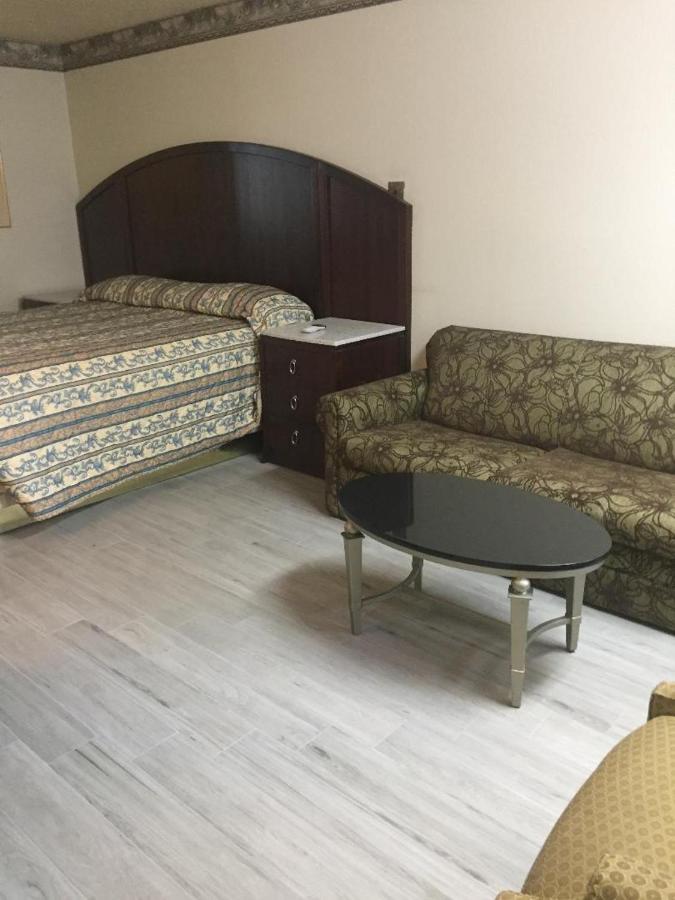 Regency Inn ノルコ エクステリア 写真