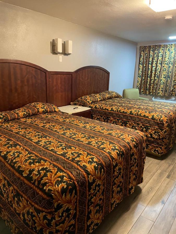 Regency Inn ノルコ エクステリア 写真